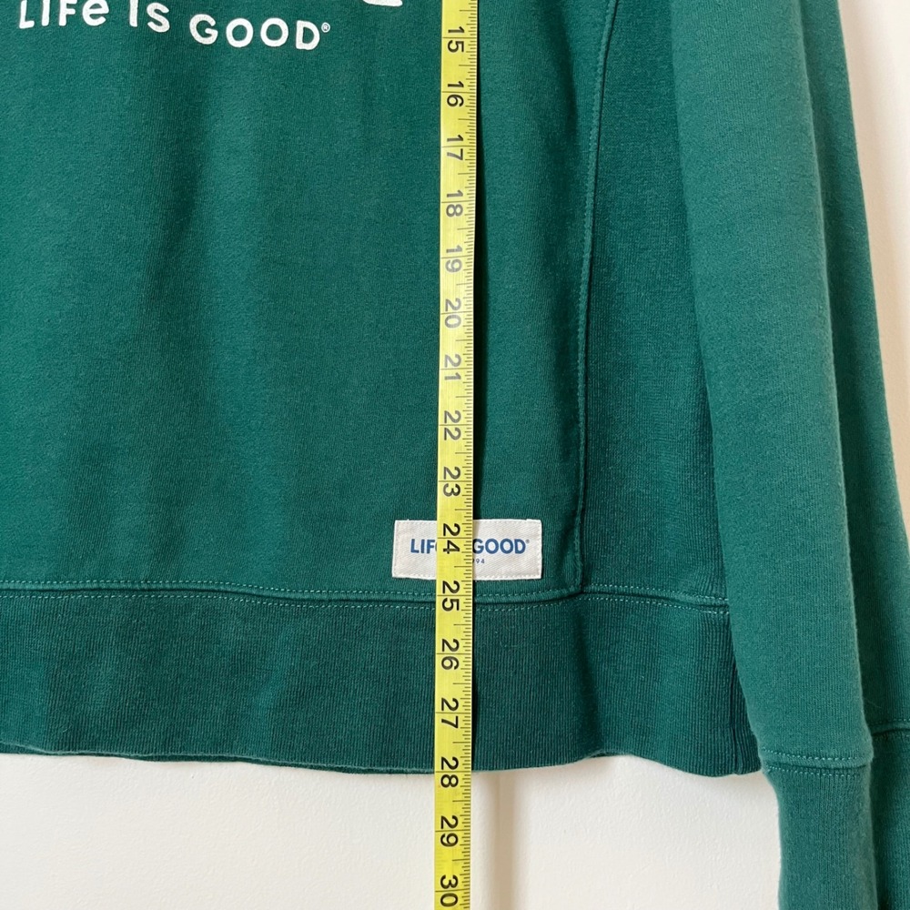 Life is Good Snowy Winter Cabin Simply True Fleece Crew Sweatshirt Green Large - Picture 8 of 10